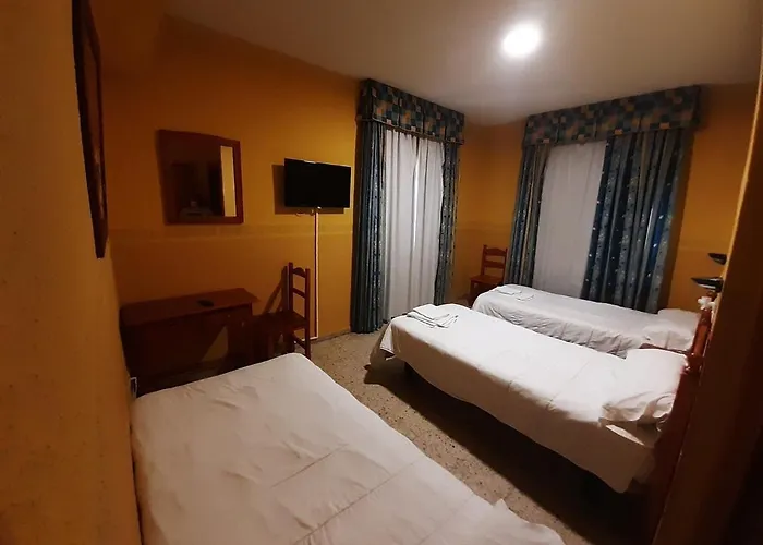 Nuevo Lorenzo Hotel 2*